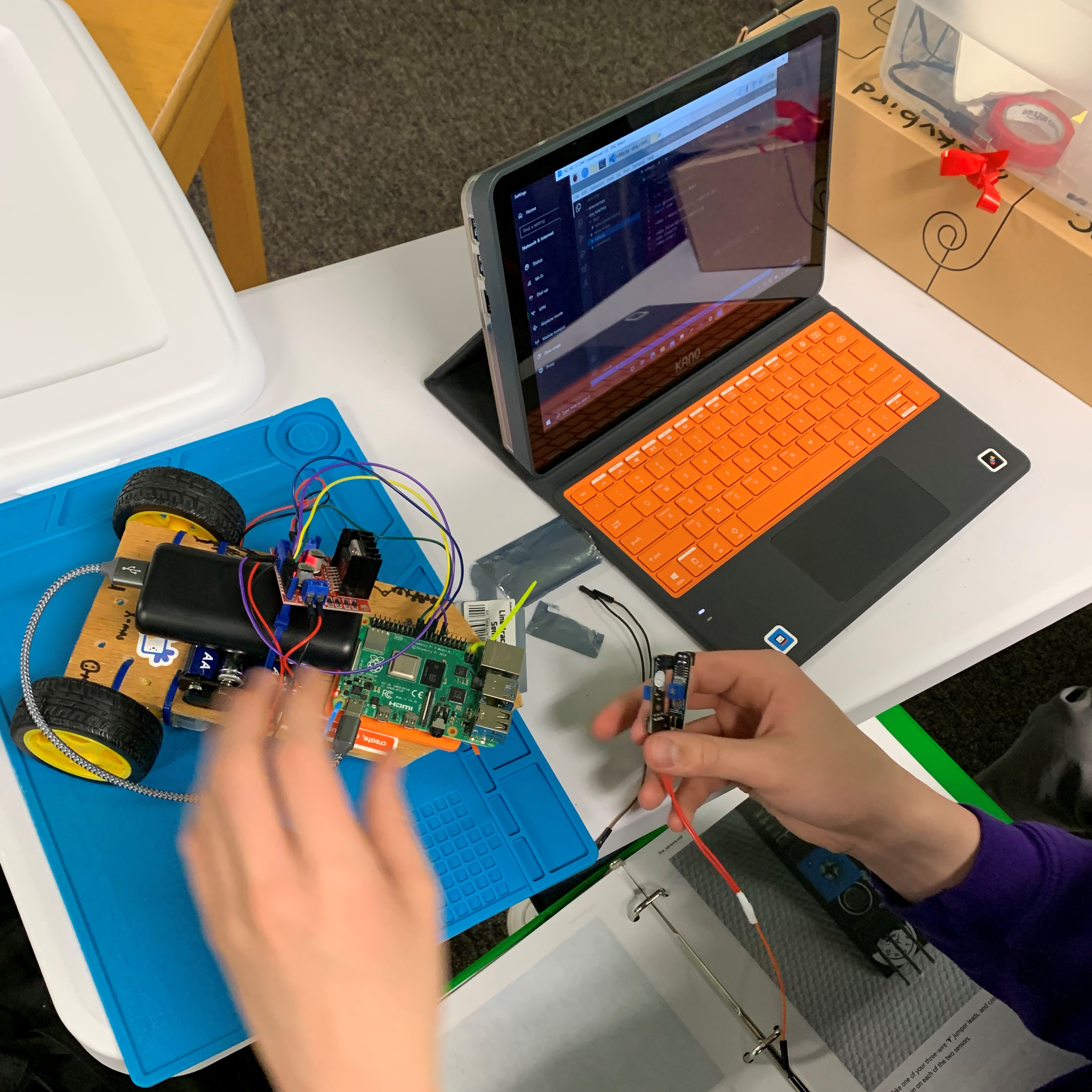simple robotics vehicle